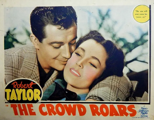 Capa de The Crowd Roars