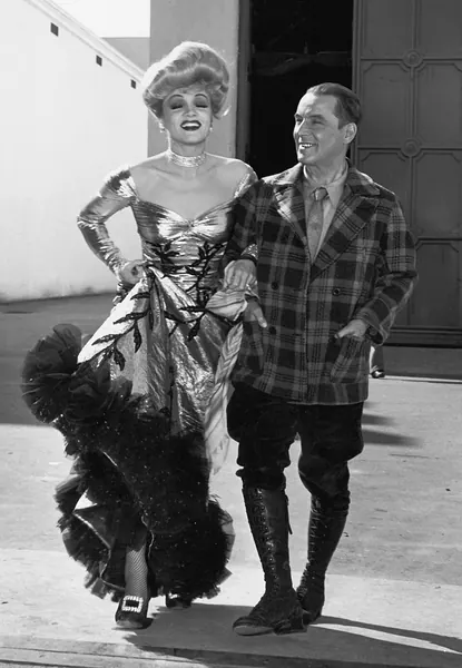 Portada de Los usurpadores